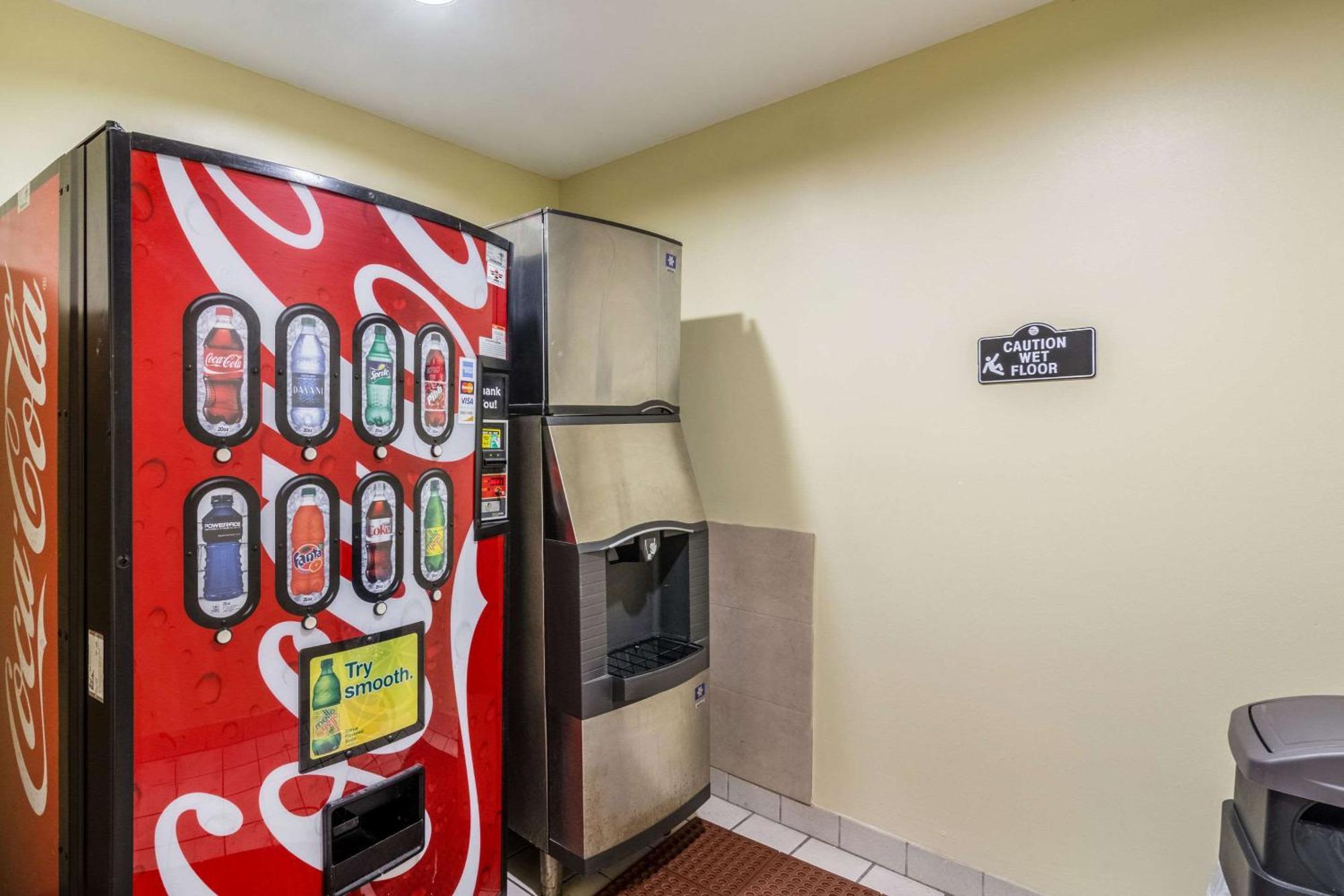 Comfort Inn & Suites Panama City North Εξωτερικό φωτογραφία